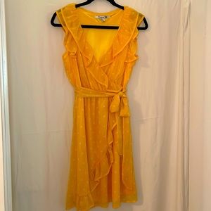 Forever 21 Yellow and White Dress Size L
